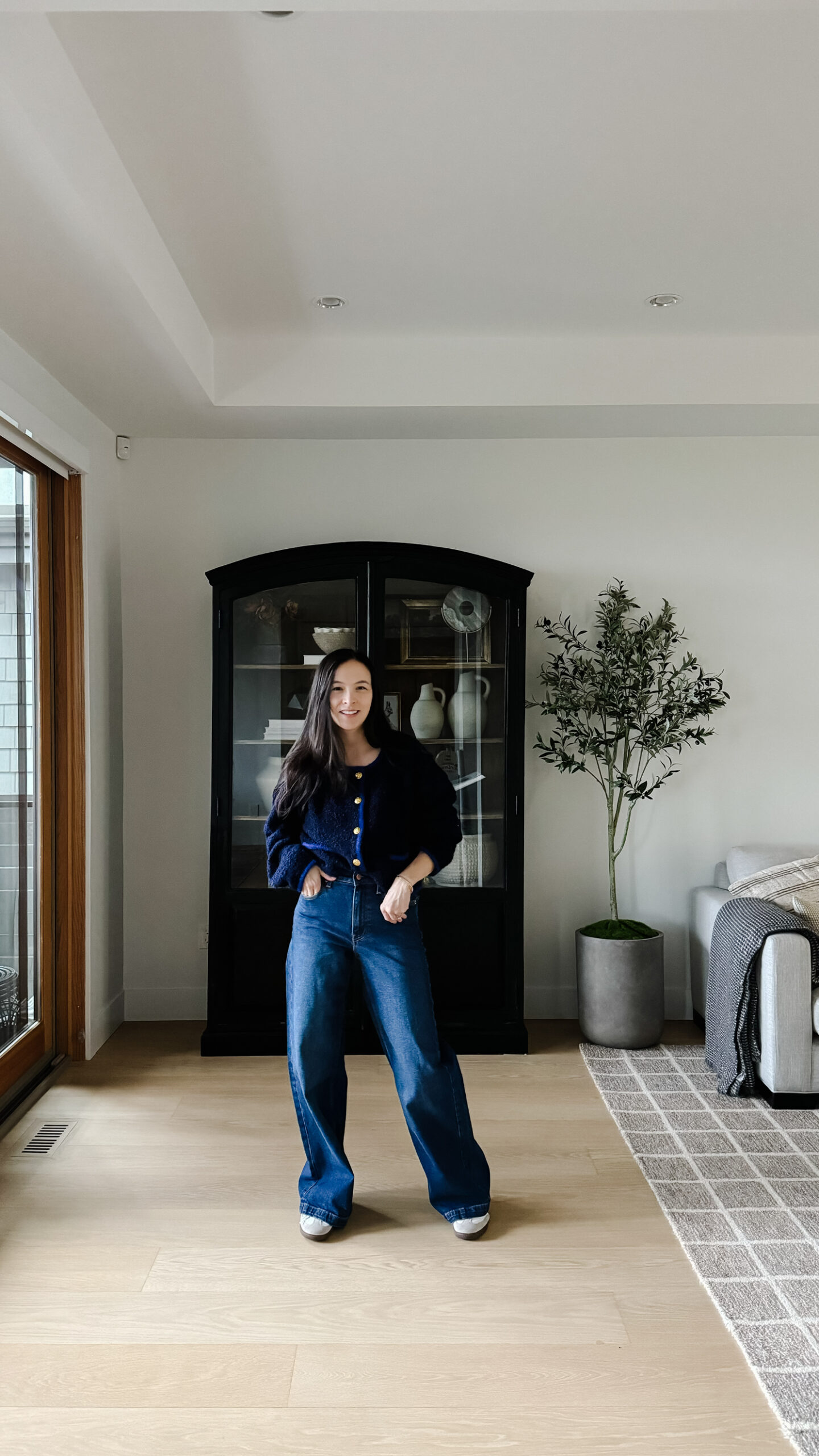 mom outfits featuring the gap! wide legged blue jeans in indigo and boucle blue sweater giving quiet luxury vibes